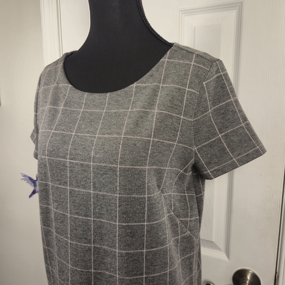 LOFT Petites Gray Plaid Windowpane Shift Dress 6P – Ruffle Hem Workwear Sheath - Picture 4 of 9